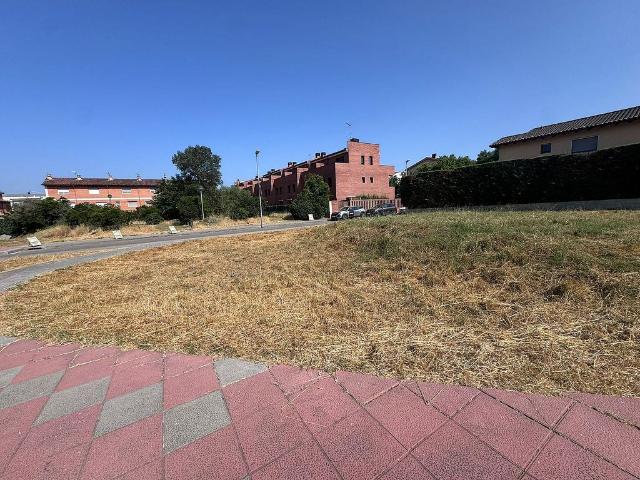 Terreno en venta en Sant Celoni, de 444 m² por 199.000