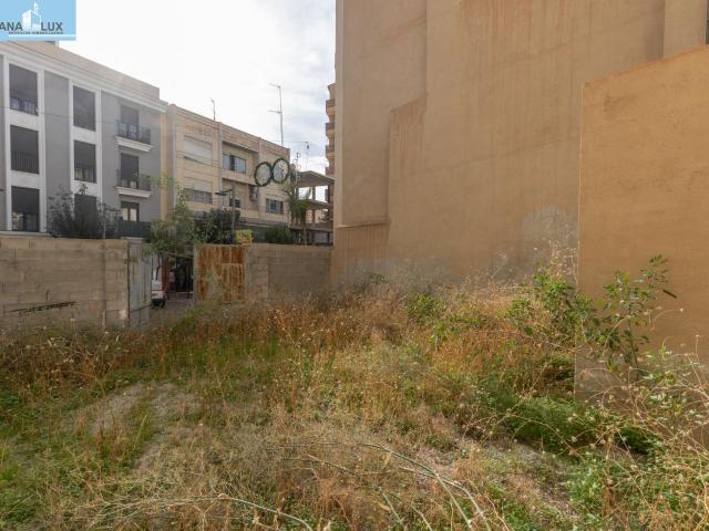 Solar en venta en el centro de Motril