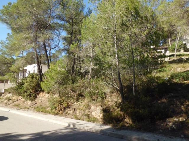 SOLAR EN VENTA EN LES COLINES