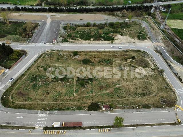 Solar en venta en polígono Mas la Caseta de Muntades, Torelló, de 1.762 m² por 458.120