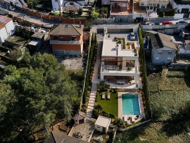 Solar en venta en ronda Gaudi, Canyelles, de 200 m² por 70.000