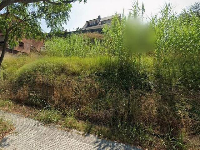 Solar en venta en Sant Cugat del Vallès, de 417 m² por 138.000