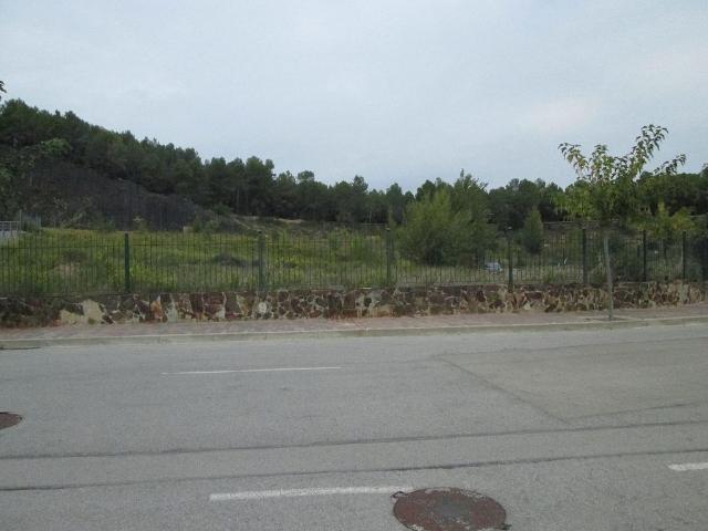 Solar en venta en Sant Esteve Sesrovires, de 802 m² por 130.000
