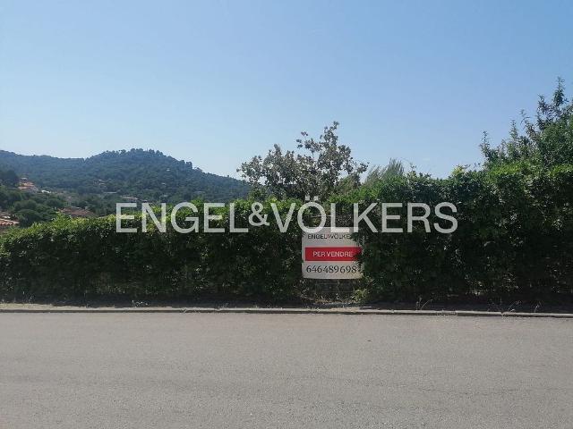 Solar en venta en Sant Fost de Campsentelles, de 854 m² por 135.000