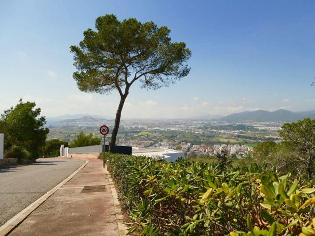 Solar en venta en Santa Eulalia del Río Baleares