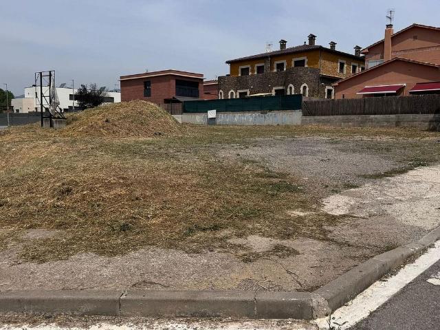 Solar en venta en Santa Maria de Palautordera, de 619 m² por 250.000