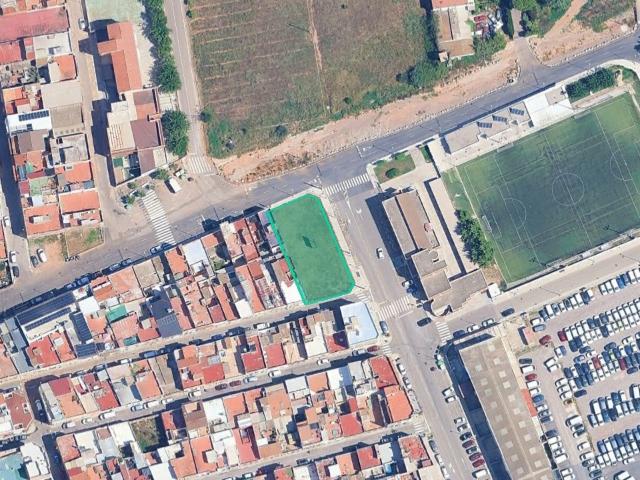 Solar en Av Diputación