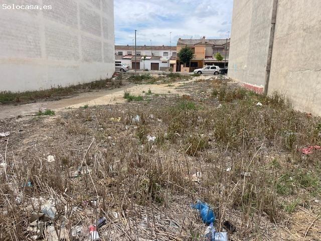SOLAR EN DOLORES REF 10 A
