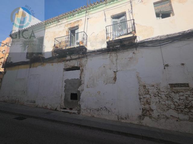 Solar en el centro, Algeciras – Proyecto de obra nueva