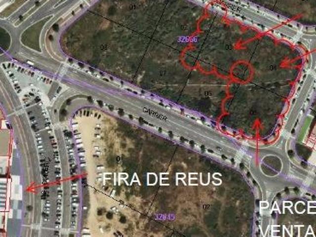 SOLAR EN REUS DE 5600 MTS