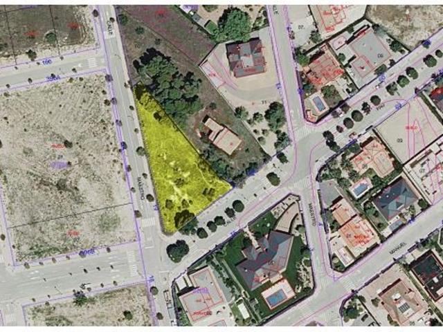 Solar para hacer chalet en Huerta del Carmen. Ibi