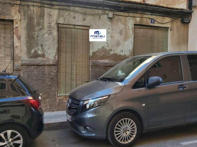 SOLAR PARA VIVIENDA UNIFAMILIAR