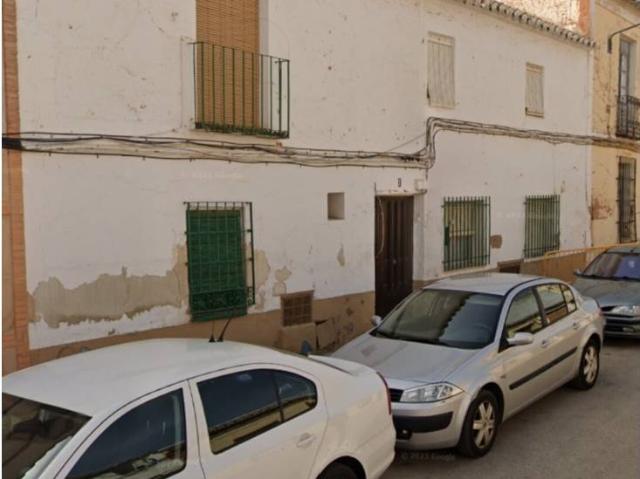 Solar pequeño en la zona del Hogar del Pensionista