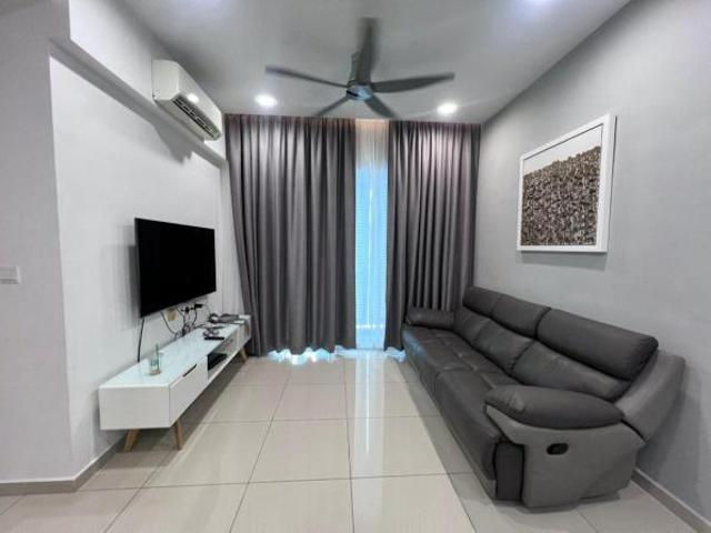 Solaria Residence High floor Comfy setup