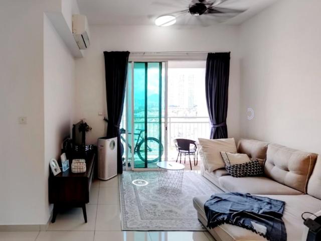 Solaria Residences Jerry So