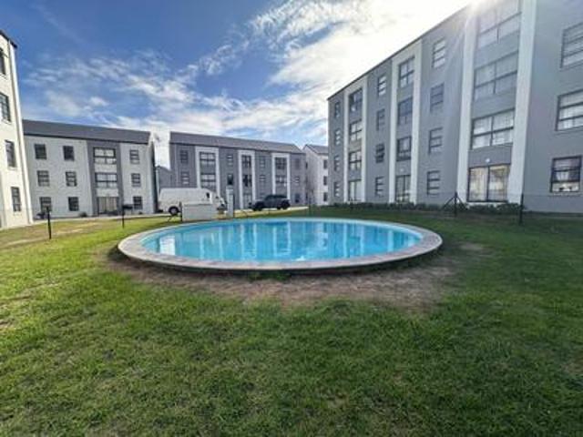 solaris crest 2 beds, 1 bath, grou.