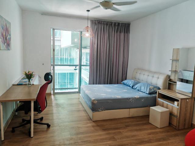 Solaris dutamas for rent