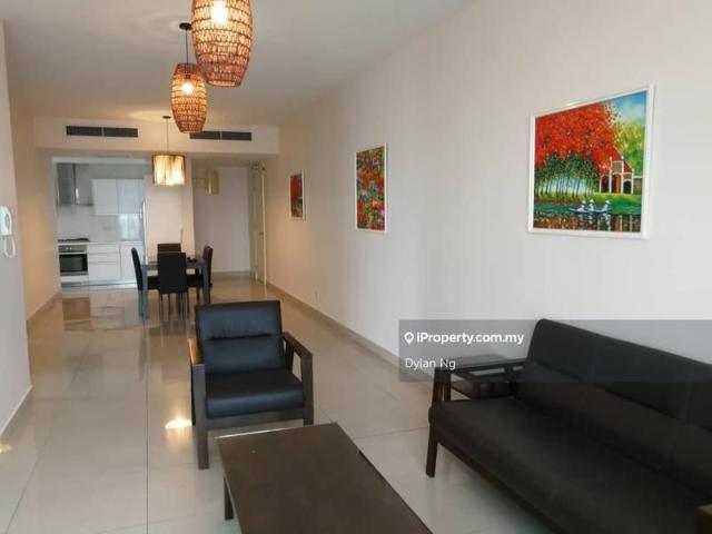 Solaris Dutamas, Batu