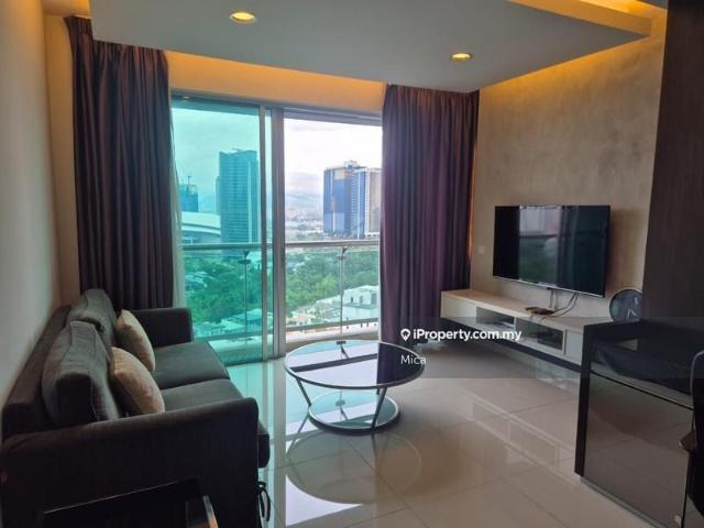 Solaris Dutamas, Batu