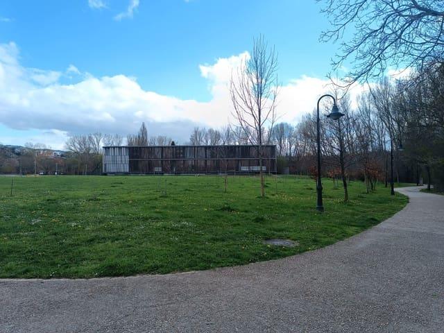 Solar/Parcela en venta en Huarte, Navarra