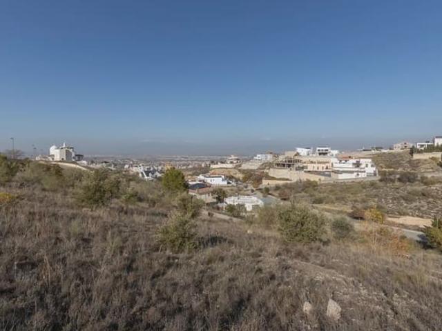 Solar/Parcela en venta en La Zubia, Granada