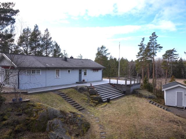 Solbergavägen 33