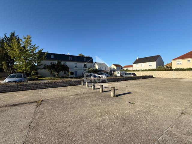 Solers Vente Parking / Garage 77