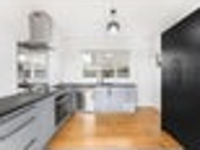 Solid, Tidy & Move in Ready