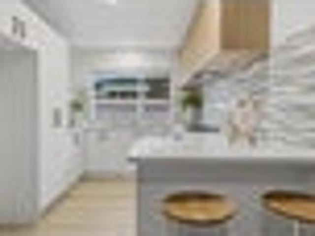 SOLID BRICK & TILE | FULLY RENOVATED
