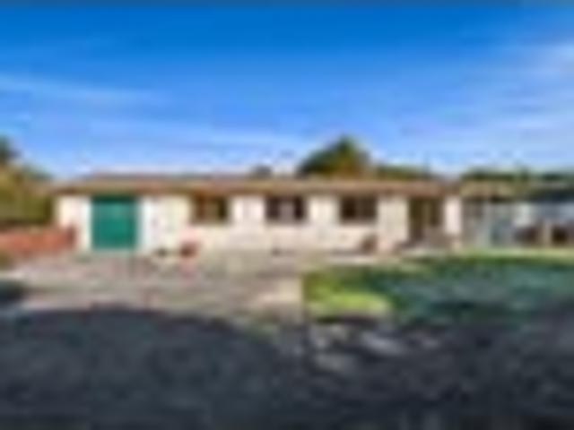 SOLID BRICK HOME ON 1,161SQ FREEHOLD SECTION