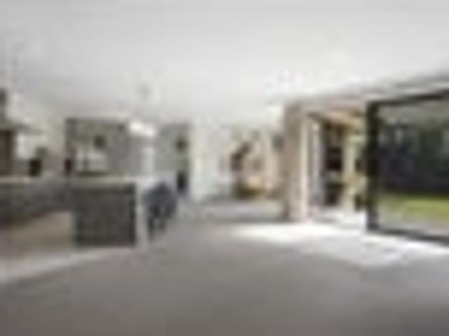 Solid & Spacious On Wills!