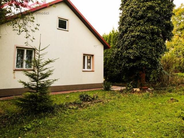 Zapraszam do obejrzenia solidnego domu 3 pokoje z garażem i ogrzewaniem gazowym