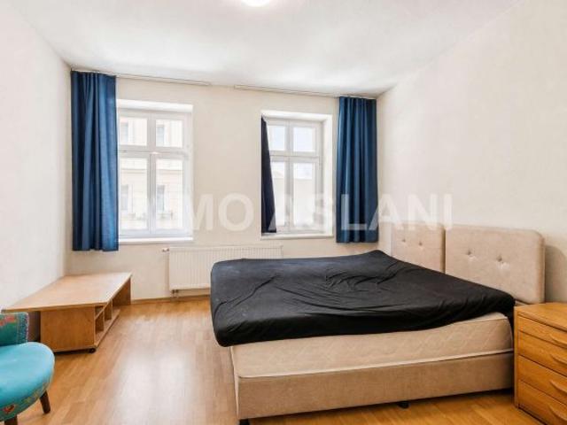 Solide Kapitalanlage im Leipziger Osten: Vermietete 1 Zimmer Wohnung mit Balkon