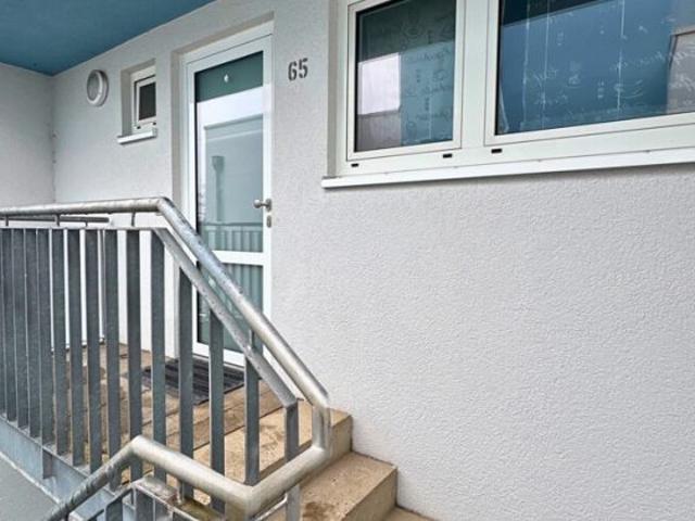 Solide vermietete 3 ZKB Maisonette mit Terrasse, Stellplatz + eigenem Eingang