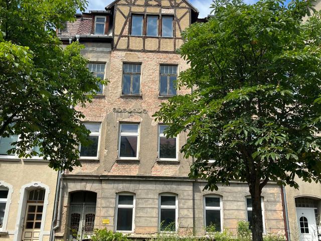 solides 4 Familienhaus, ruhige Lage, großer Garten, mit Denkmal Genehmigung, nahe EDEKA