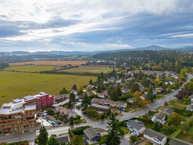 Solis Apartments 1 Bedroom Apartment for Rent at 7701 East Saanich Rd, Central Saanich, BC V8M 1L9 Saanichton