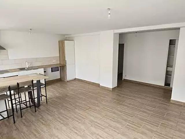 Solliès Pont 83210 Achat / Vente appartement 4 pièces t4