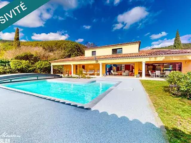 Solliès Pont 83210 Achat / Vente maison 7 pièces t7 piscine terrasse