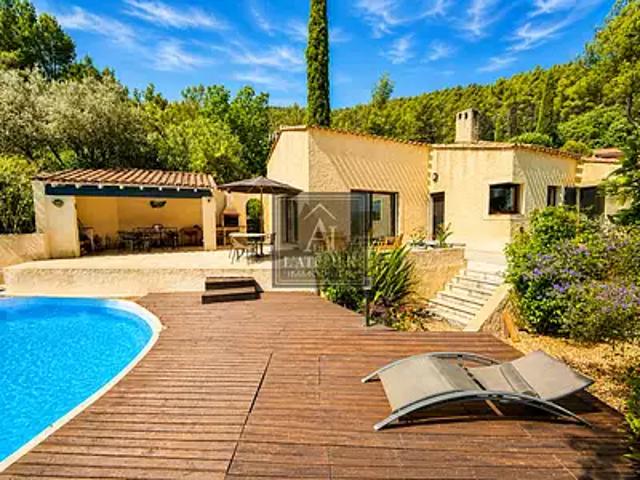 Solliès Ville 83210 Achat / Vente maison 7 pièces t7
