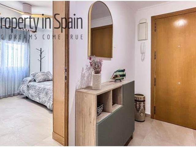 ? SOLO PARA CHICAS – HABITACIÓN EN ALQUILER EN ALICANTE