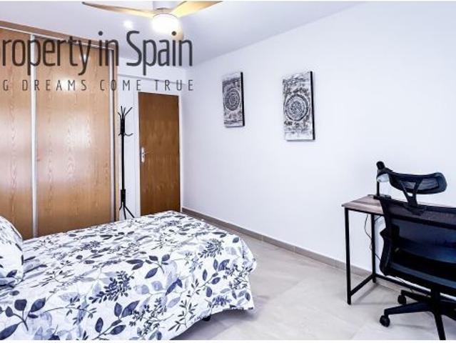? SOLO PARA CHICAS – HABITACIÓN EN ALQUILER EN ALICANTE