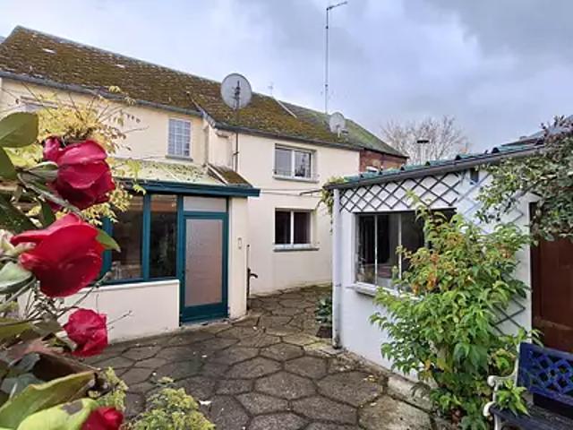 Solre le Château 59740 Achat / Vente maison 5 pièces t5