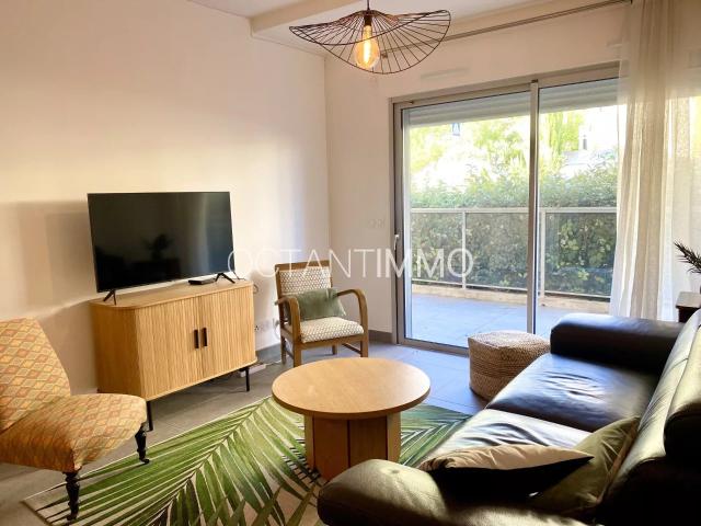 SOPHIA ANTIPOLIS 3 PIECES