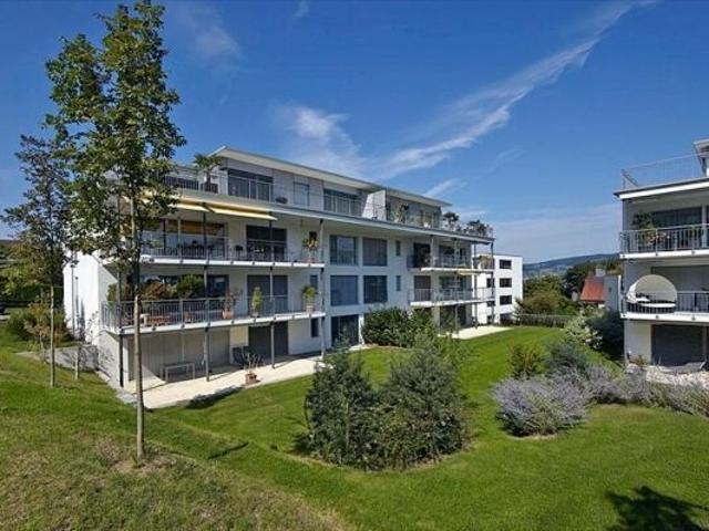 Sophisticated and flexible living in a sought after location