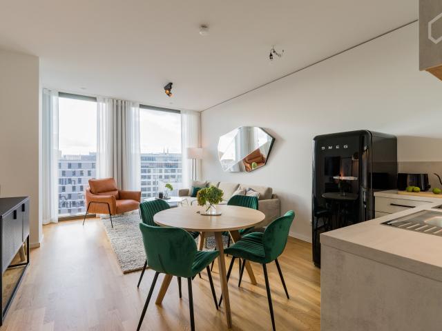 Sophisticated Apartment with Gym and Concierge