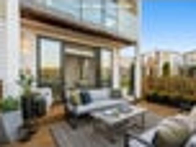 Sophisticated Living Meets Serious Motivation