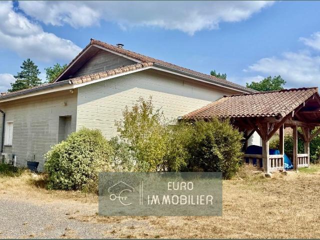 SORE MAISON EN BOIS DE 2015 5 chambres 2700m2 terrain. 209m² Sore