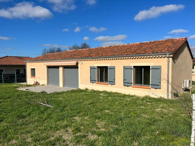 SOREZE A LOUER MAISON NEUVE PLAIN PIED PROCHE TOUTES COMMODITÉS