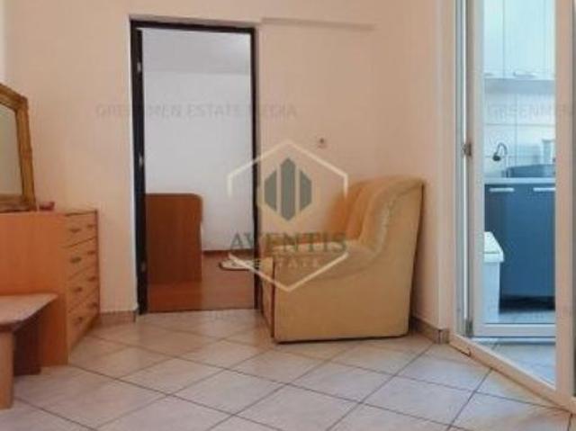 Sos Iancului, la 10 minute de metrou Iancului, 2 camere renovat, decomandat
