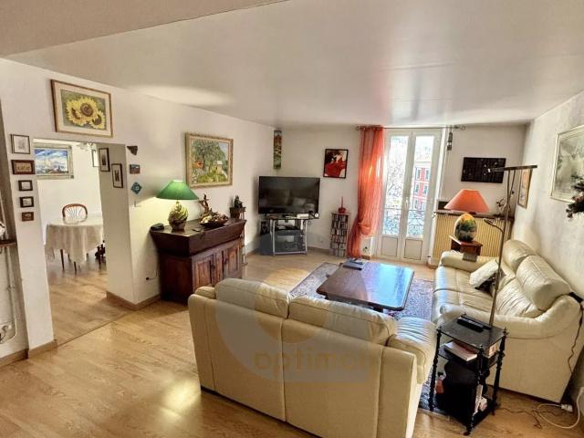 Sospel Centre ville Grand 4 pièces avec espace aménagé e. 123m² Sospel